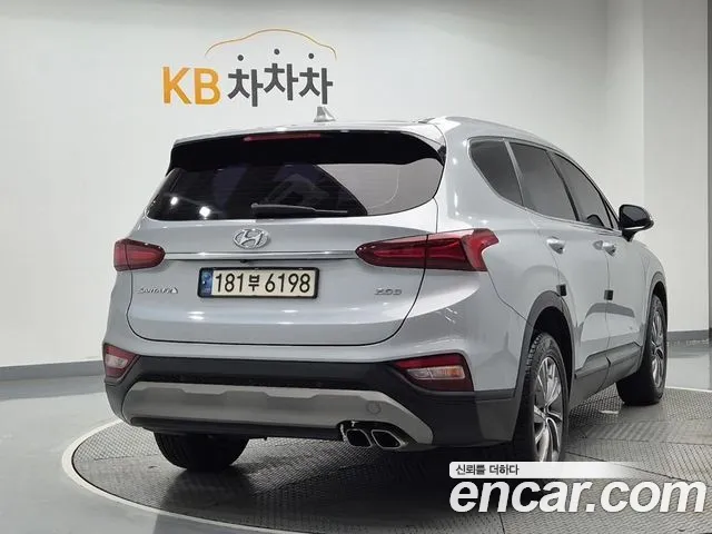 Hyundai Santa Fe 2018 thumb 2