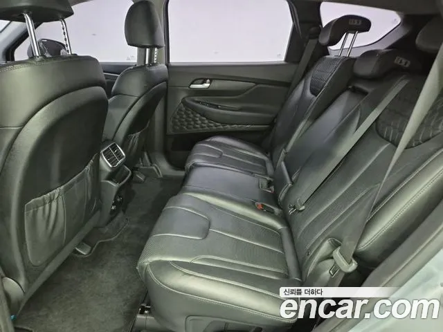 Hyundai Santa Fe 2018 thumb 10