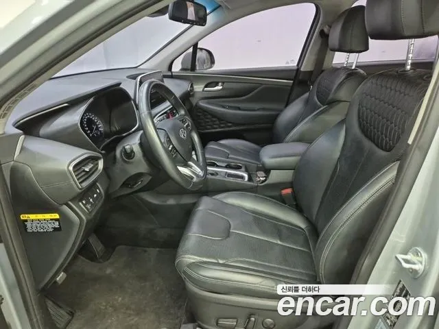 Hyundai Santa Fe 2018 thumb 7
