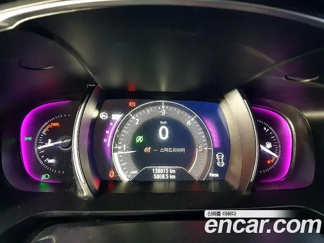 Renault SM6 2016 thumb 8