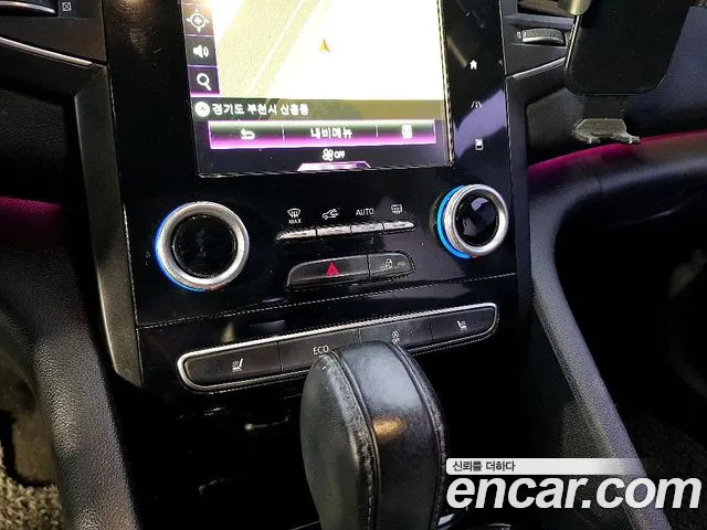 Renault SM6 2016 thumb 12