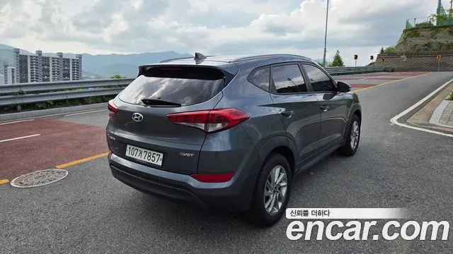 Hyundai Tucson 2015 thumb 4