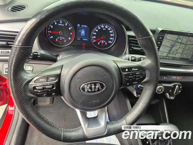 Kia Stonic 2019 thumb 4