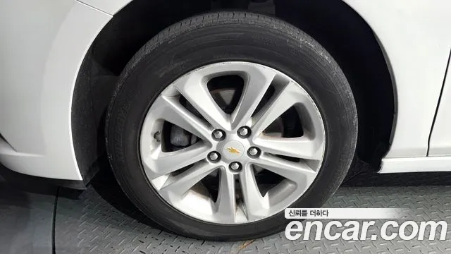 Chevrolet Cruze 2017 thumb 6