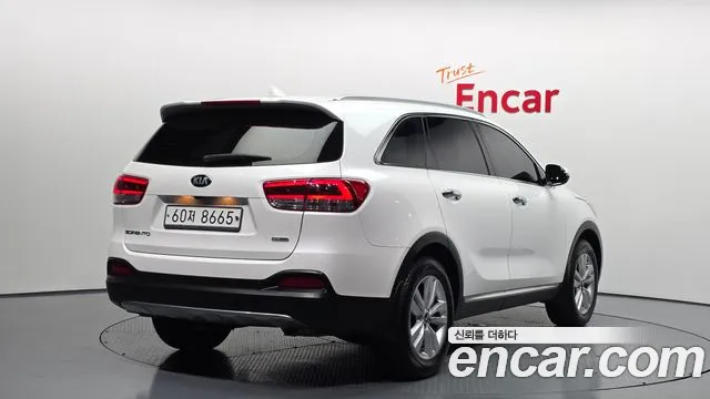 Kia Sorento 2017 thumb 9