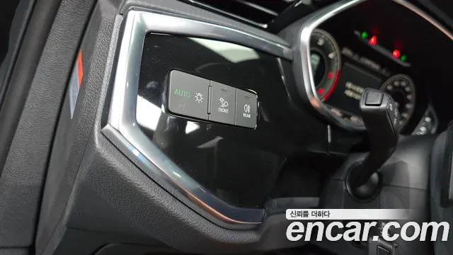 Audi Q3 2025 thumb 4