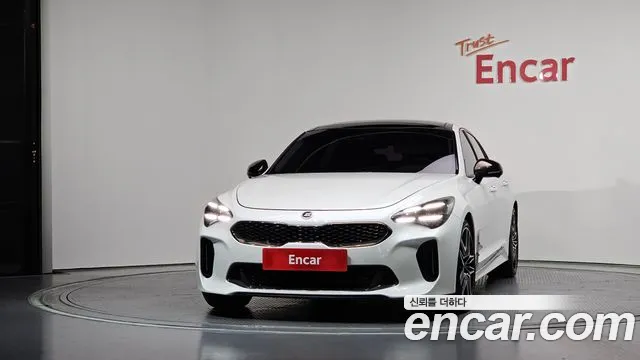 Kia Stinger 2021 thumb 3