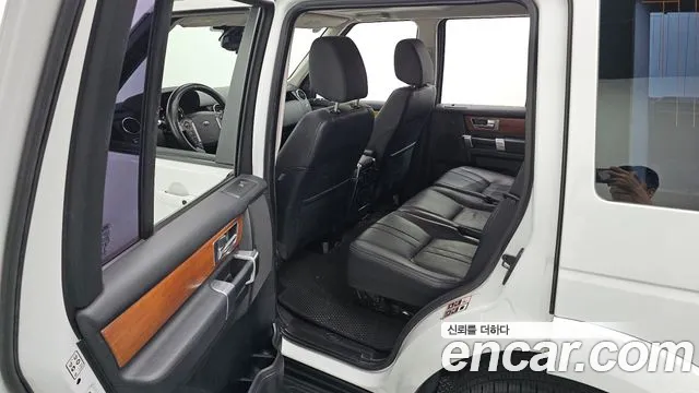 Land Rover Discovery 2014 thumb 12