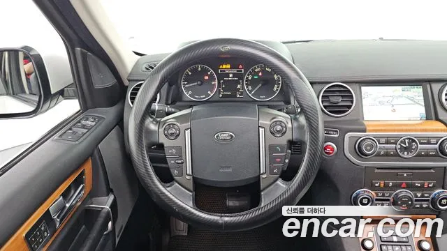 Land Rover Discovery 2014 thumb 8