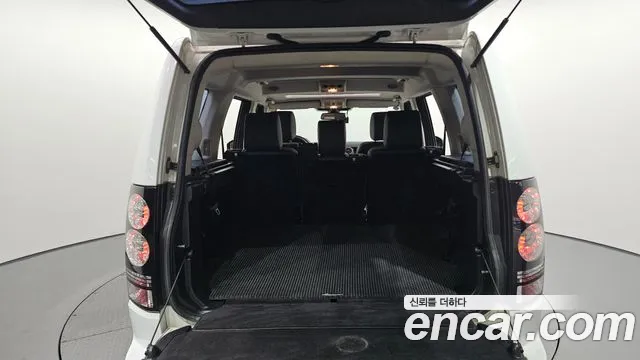 Land Rover Discovery 2014 thumb 10