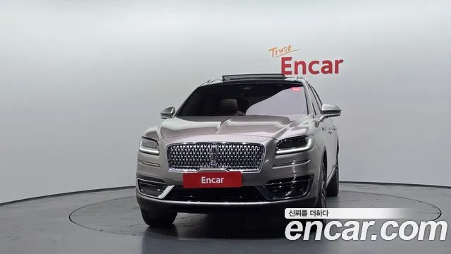 Lincoln Nautilus 2019 thumb 9