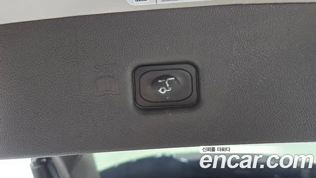 Lincoln Nautilus 2019 thumb 10