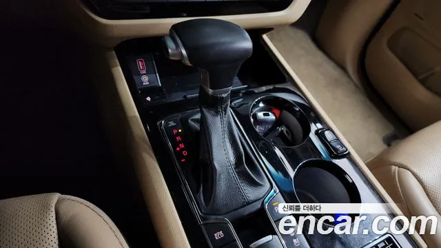 Kia Carnival 2020 thumb 12