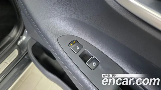 Hyundai Grandeur 2017 thumb 6