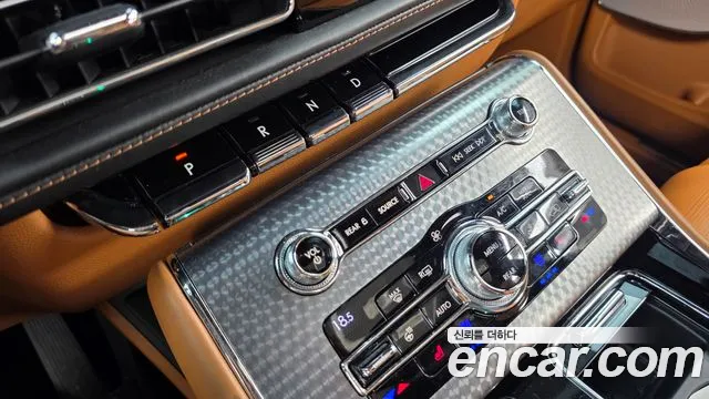 Lincoln Aviator 2020 thumb 5