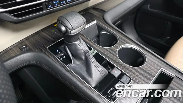 Toyota Sienna 2021 thumb 3