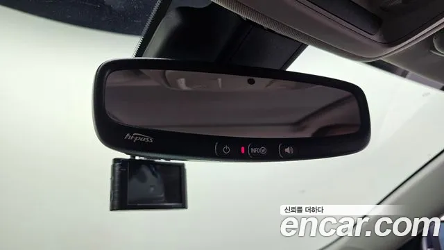 Chevrolet Malibu 2017 thumb 2
