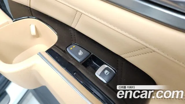 Kia Sorento 2022 thumb 8