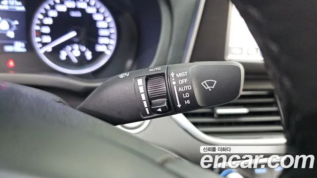 Hyundai Grandeur 2017 thumb 12
