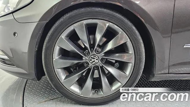 Volkswagen CC 2013 thumb 8