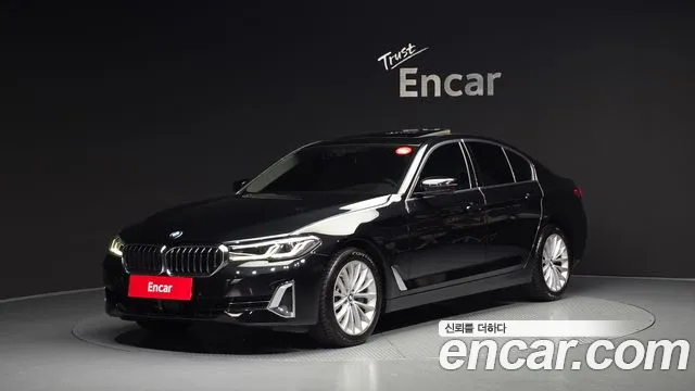 BMW 5 серии 2022 thumb 5