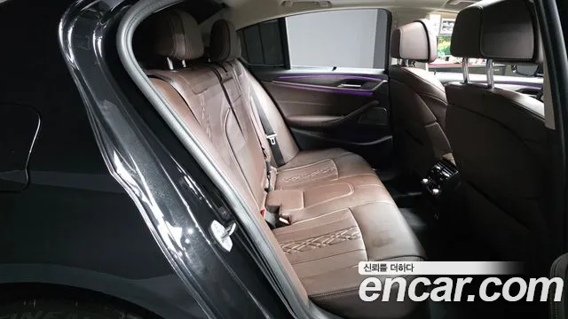 BMW 5 серии 2022 thumb 3