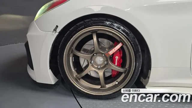 Hyundai Genesis 2011 thumb 10