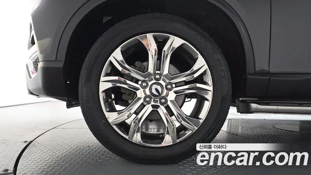 KGM Rexton 2018 thumb 9