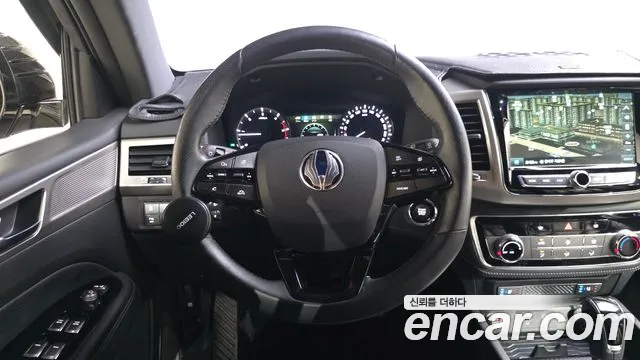 KGM Rexton 2018 thumb 2