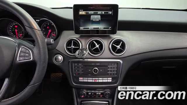Mercedes-Benz A-Класс 2016 thumb 4