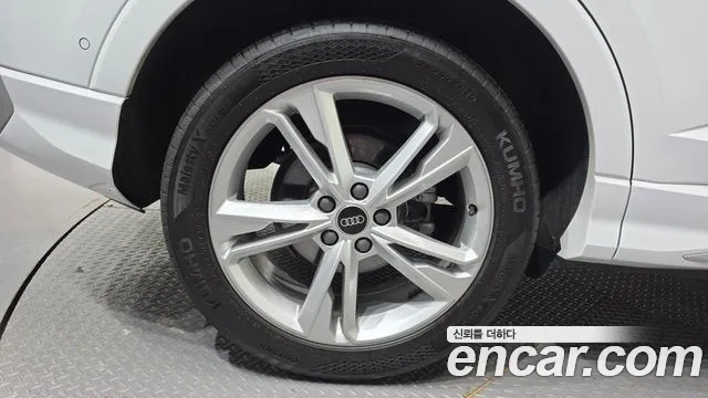 Audi Q3 2023 thumb 8