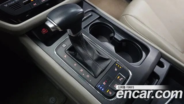 Kia Carnival 2017 thumb 9