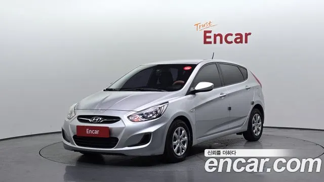 Hyundai Accent 2013 thumb 8