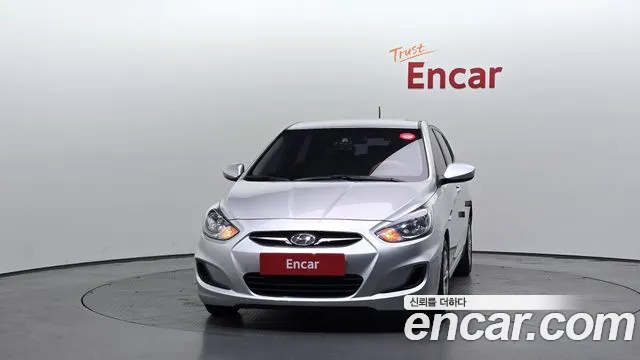 Hyundai Accent 2013 thumb 6