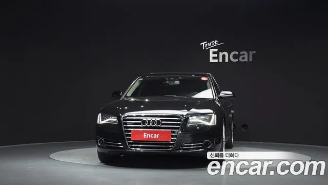 Audi A8 2012 thumb 3
