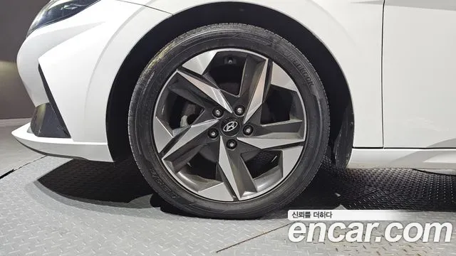 Hyundai Elantra 2020 thumb 12