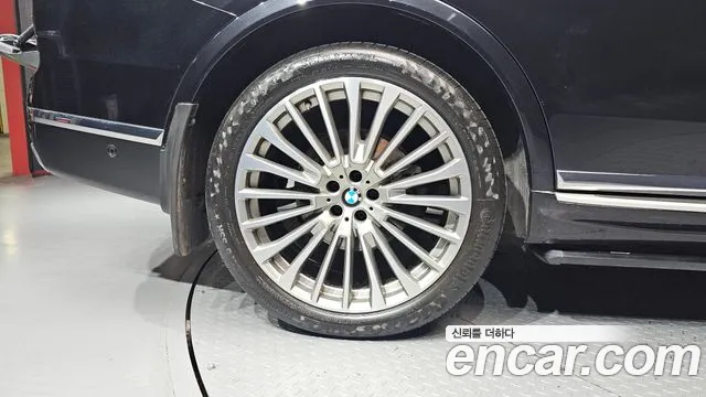 BMW X7 2020 thumb 2
