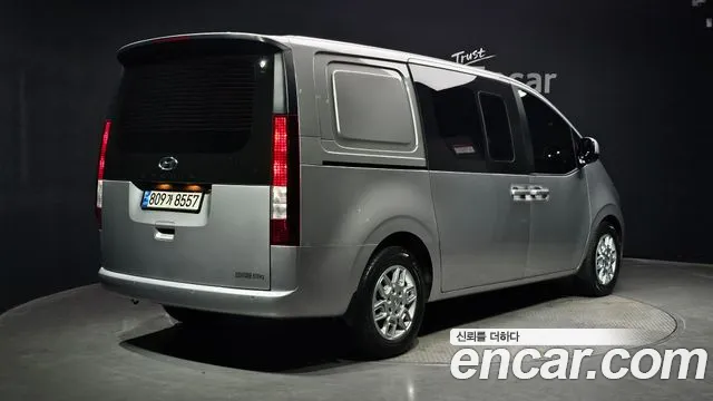 Hyundai Staria 2022 thumb 3
