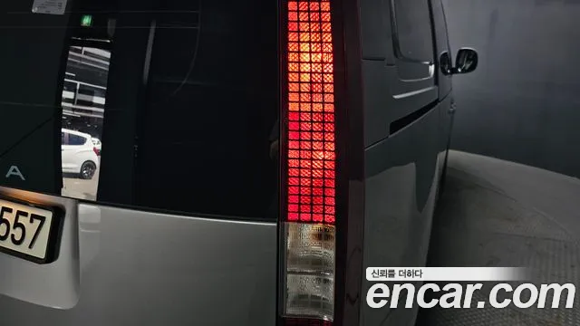 Hyundai Staria 2022 thumb 12