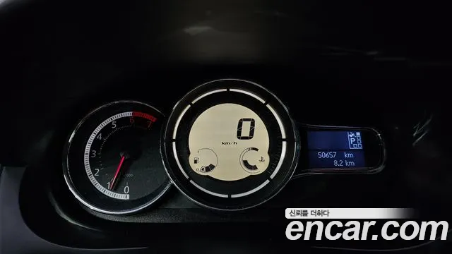 Renault SM3 2018 thumb 7