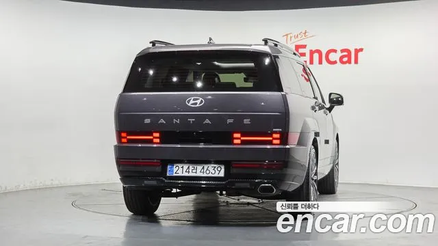 Hyundai Santa Fe 2023 thumb 4