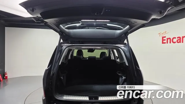 Hyundai Santa Fe 2023 thumb 10