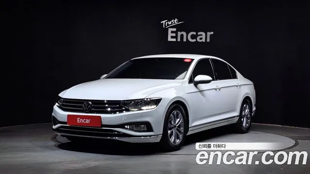 Volkswagen Passat GT 2022 thumb 6