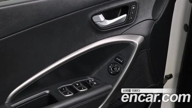 Hyundai Санта Фе 2014 thumb 10