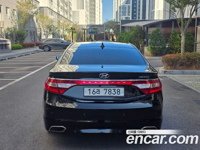 Hyundai Grandeur 2015 thumb 9