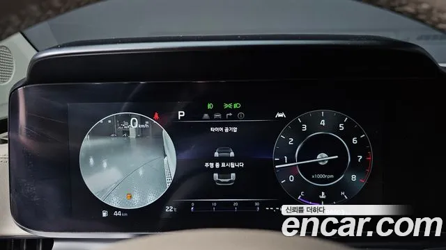 Kia Carnival 2022 thumb 4