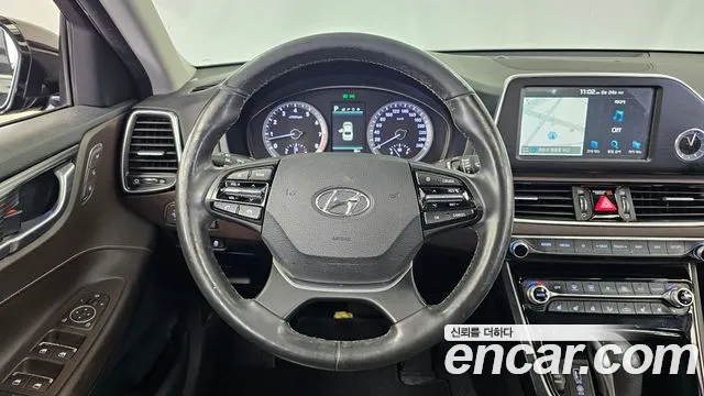 Hyundai Grandeur 2017 thumb 8