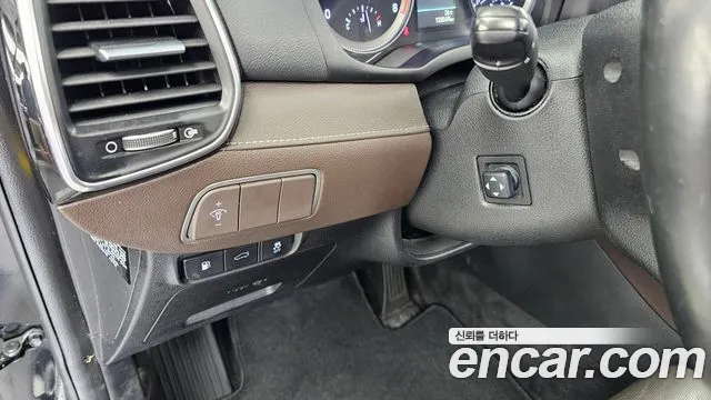 Hyundai Grandeur 2017 thumb 11