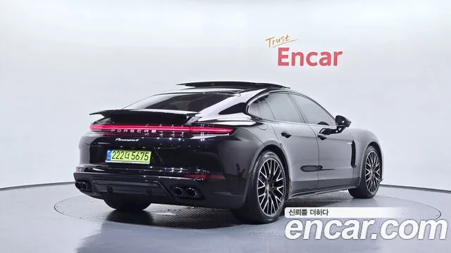 Porsche Panamera 2025 thumb 6