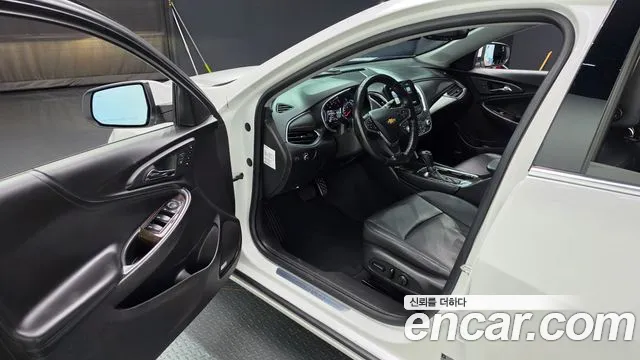 Chevrolet Malibu 2017 thumb 4